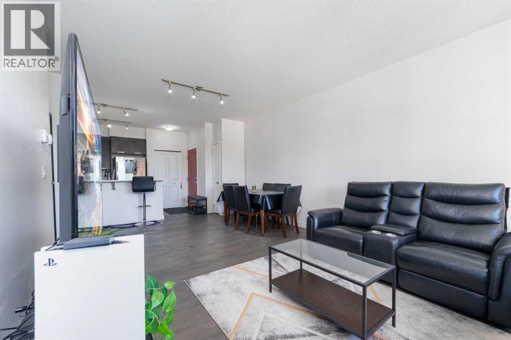 Apartment for Sale in 2205, 175 Silverado Boulevard SW|Calgary, Alberta T2X0V5 3