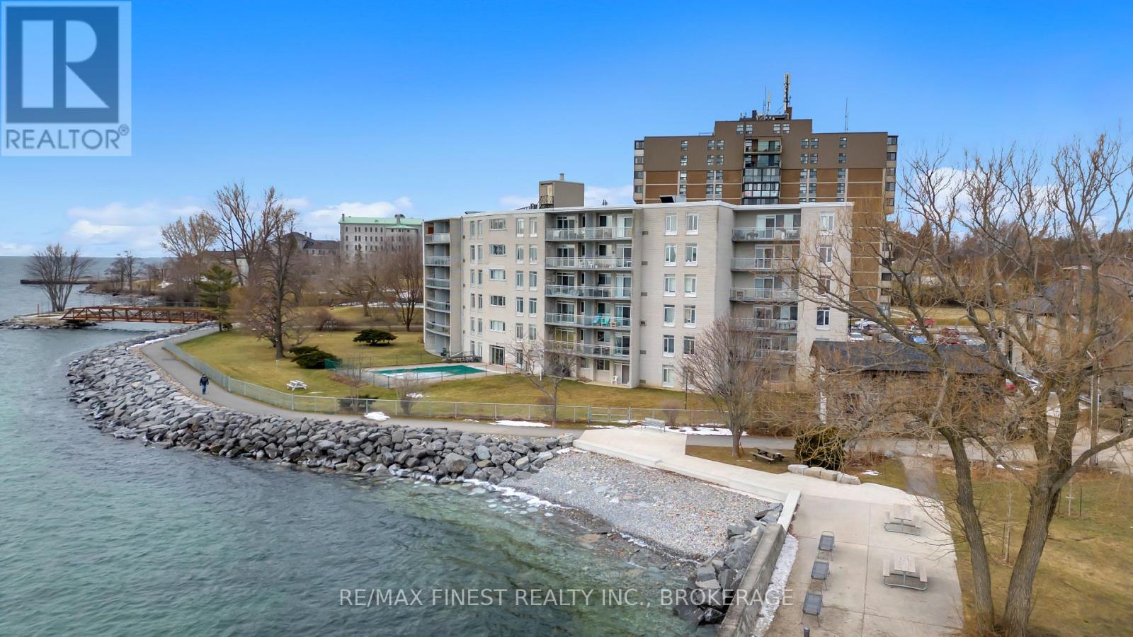 106 - 1 MOWAT AVENUE, Kingston (Central City West), Ontario K7M1J8