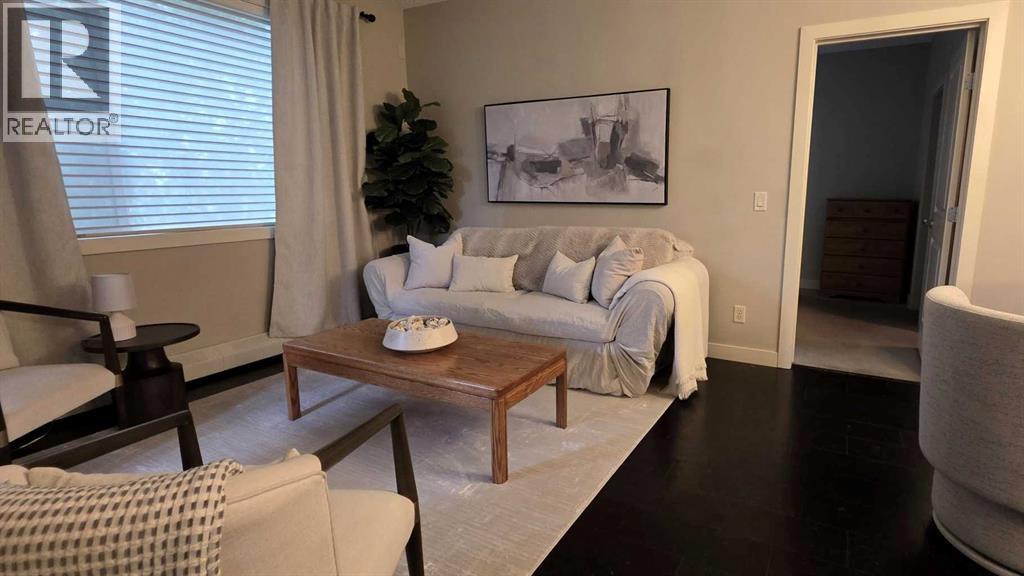 Apartment for Sale in 148, 2727 28 Avenue|Calgary, Alberta T2B0L4 4