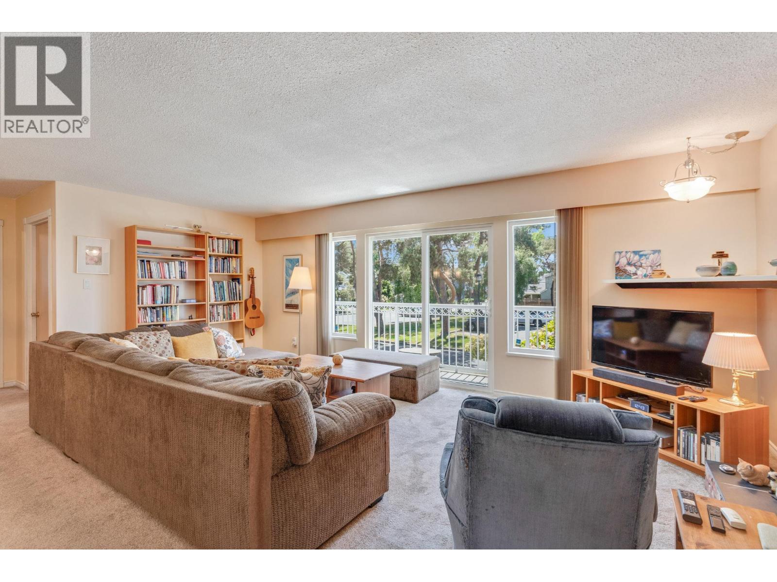 For sale: 11231 CLIPPER COURT, Richmond, British Columbia V7E4M3