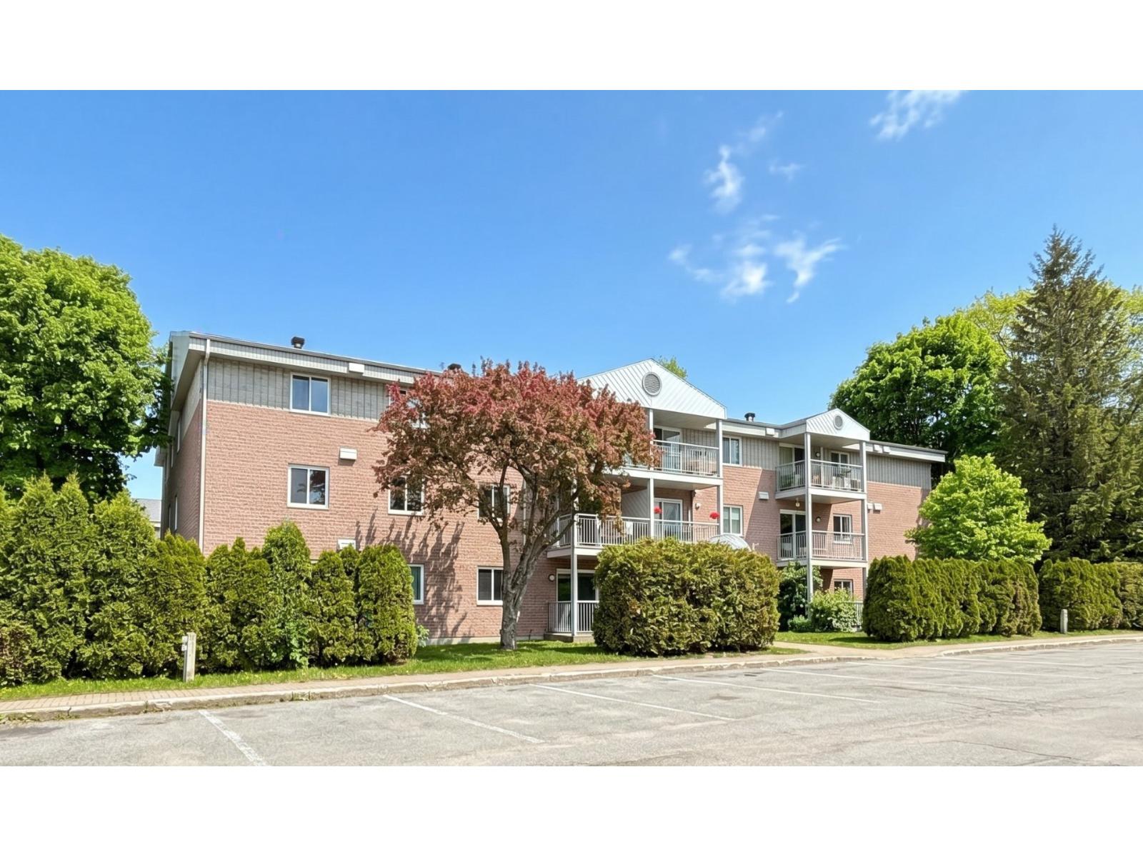 2778 Ch. des Quatre-Bourgeois, #204, Québec (Sainte-Foy/Sillery/Cap-Rouge), Quebec G1V1X4
