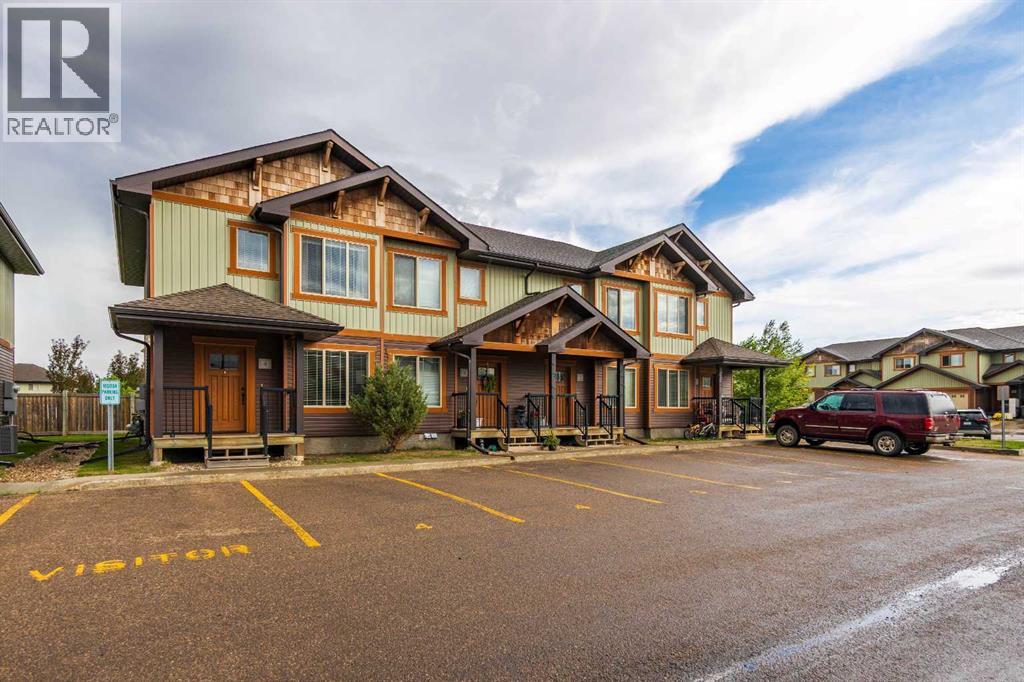 For sale: 4, 4260 41 Street, Lloydminster, Saskatchewan S9V2J2
