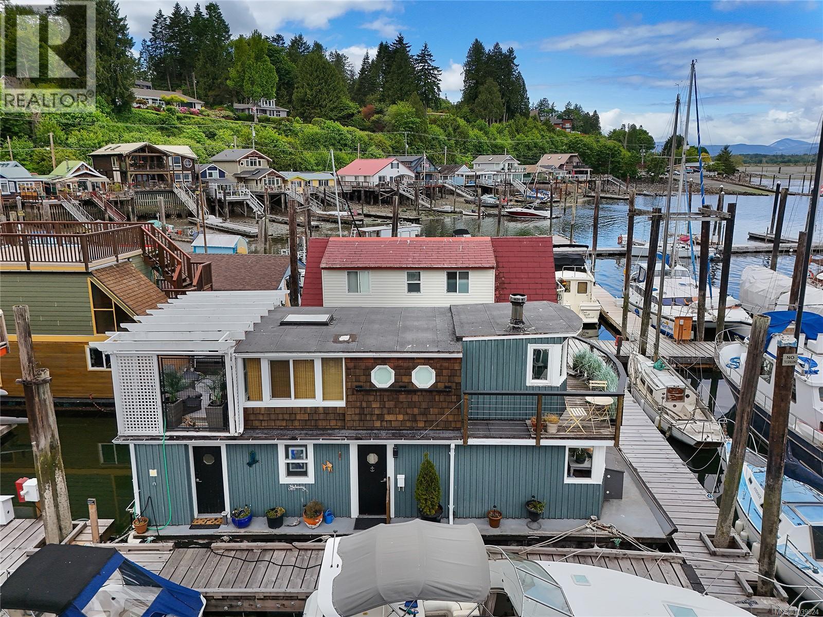 5 1765 Cowichan Bay Rd
