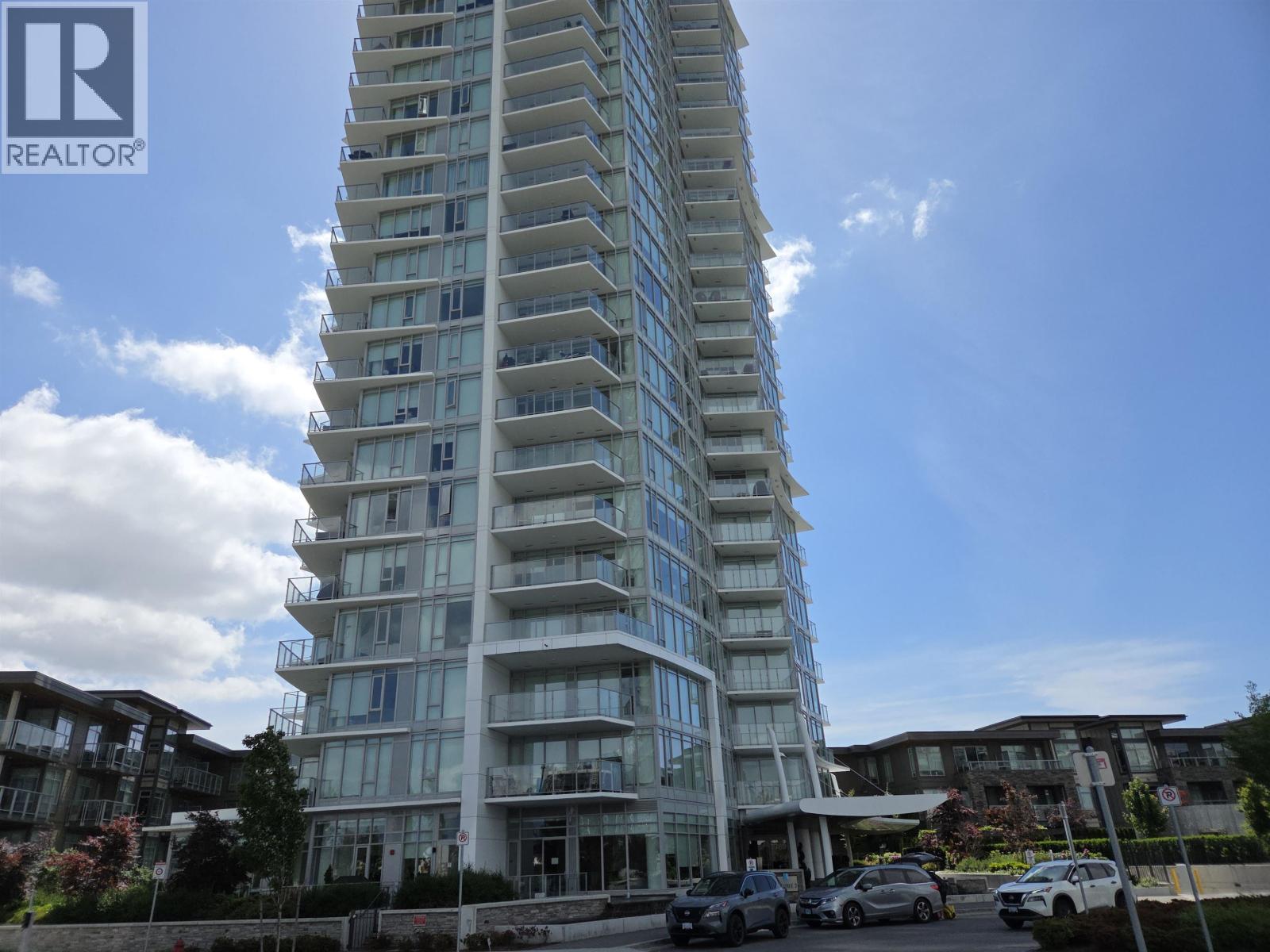 407 7769 PARK CRESCENT|Burnaby, British Columbia V3N0J7