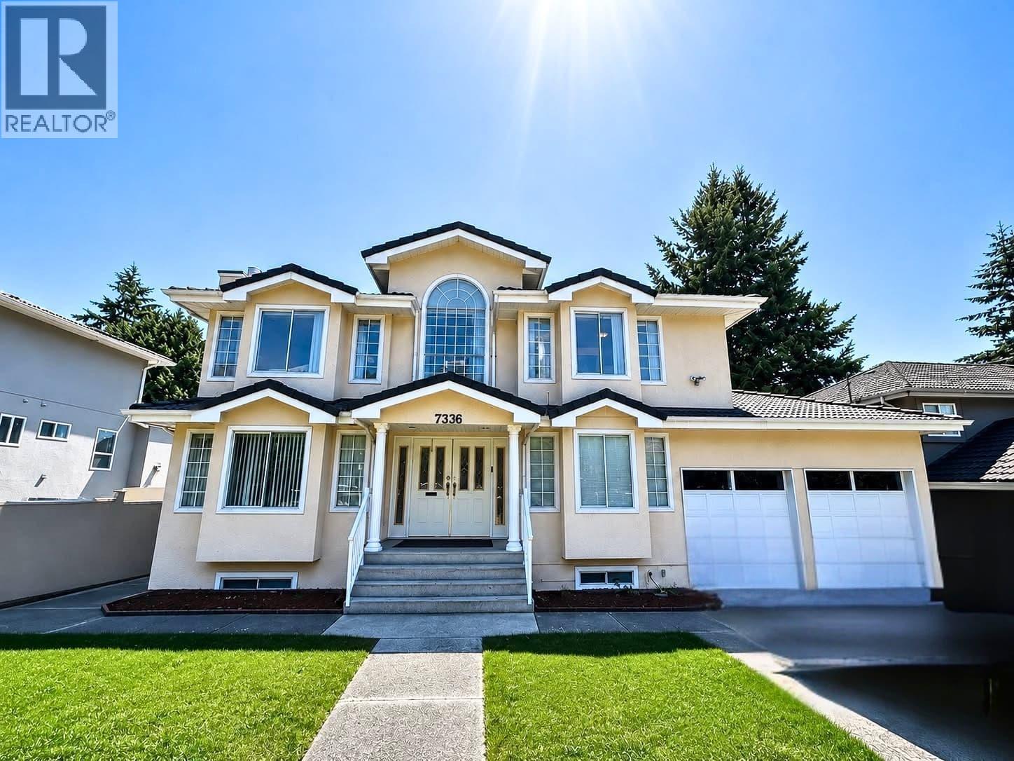 7336 16TH AVENUE|Burnaby, British Columbia V3N1N8