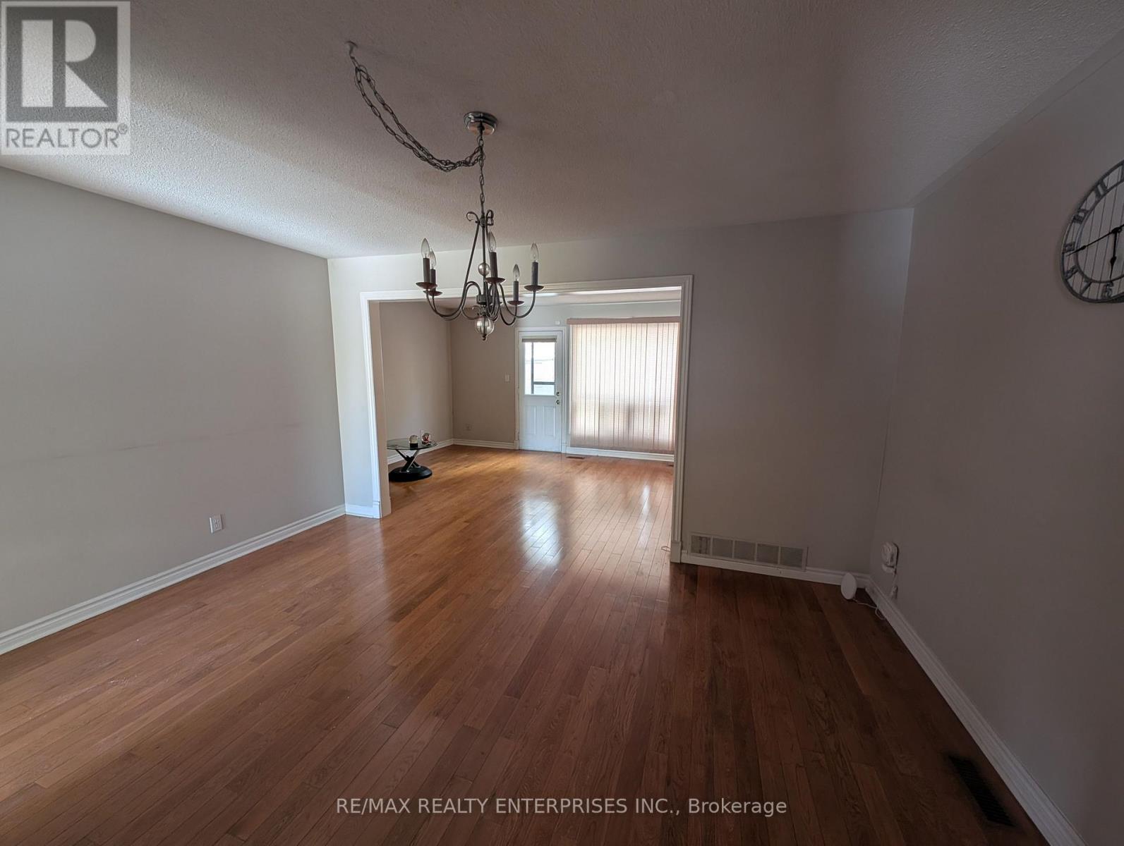 Row / Townhouse for Sale in 9 - 3665 FLAMEWOOD DRIVE|Mississauga (Applewood), Ontario L4Y3P5 3