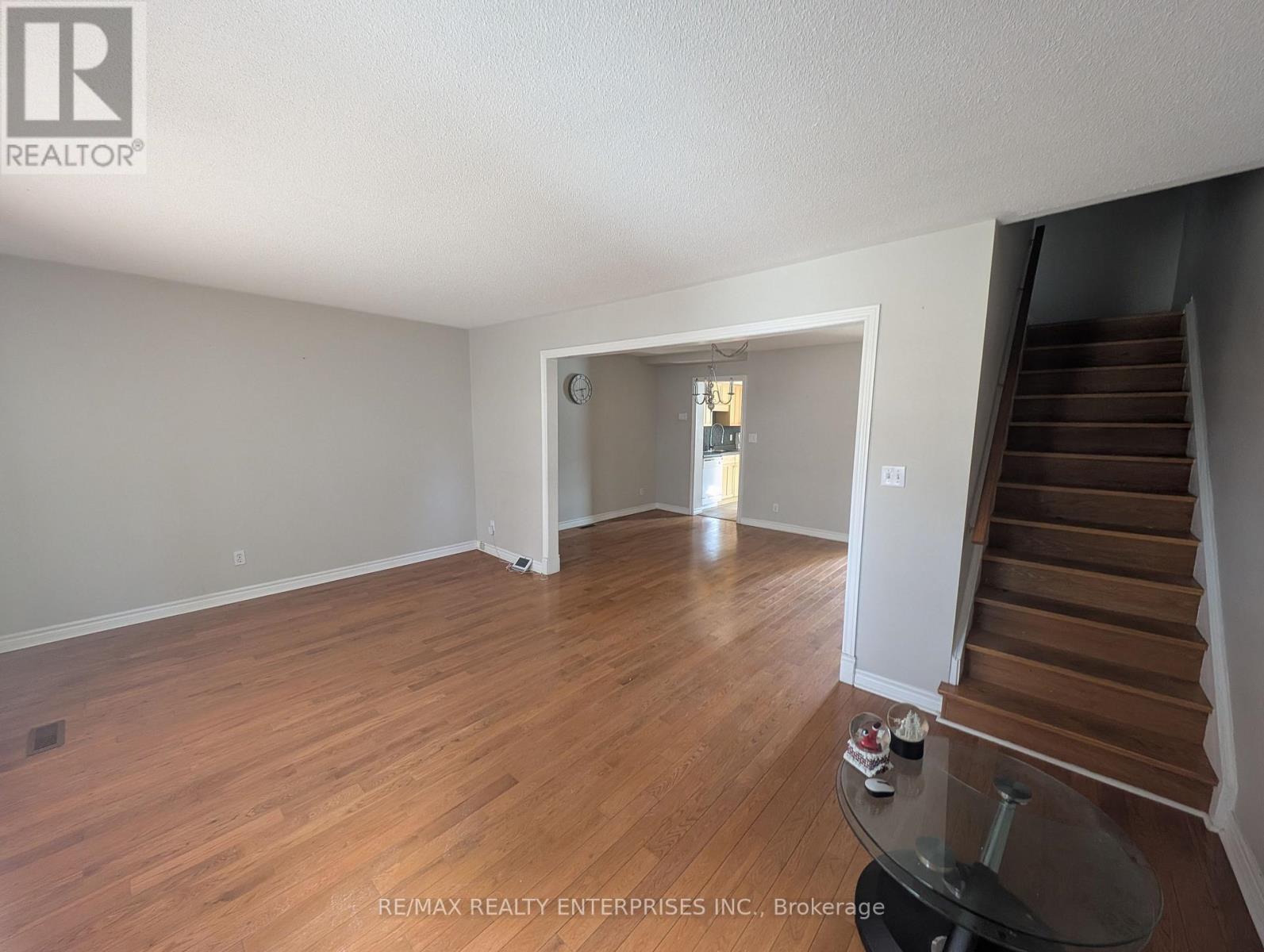 Row / Townhouse for Sale in 9 - 3665 FLAMEWOOD DRIVE|Mississauga (Applewood), Ontario L4Y3P5 4