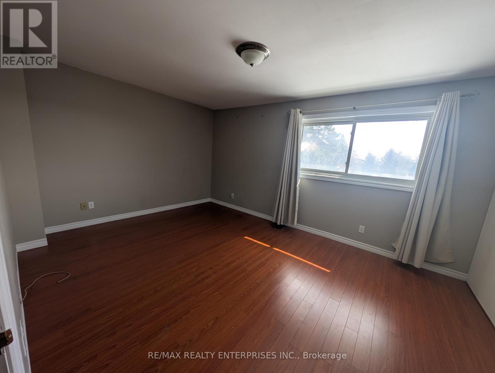 Row / Townhouse for Sale in 9 - 3665 FLAMEWOOD DRIVE|Mississauga (Applewood), Ontario L4Y3P5 5