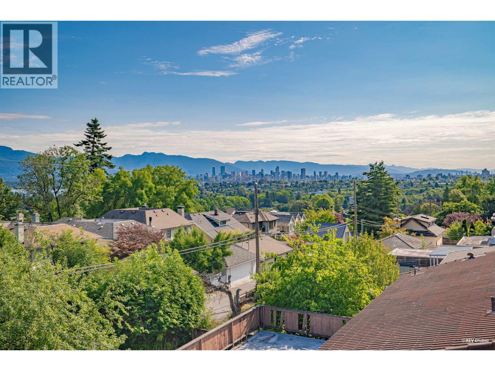 3853 W 14TH AVENUE|Vancouver, British Columbia V6R2X1