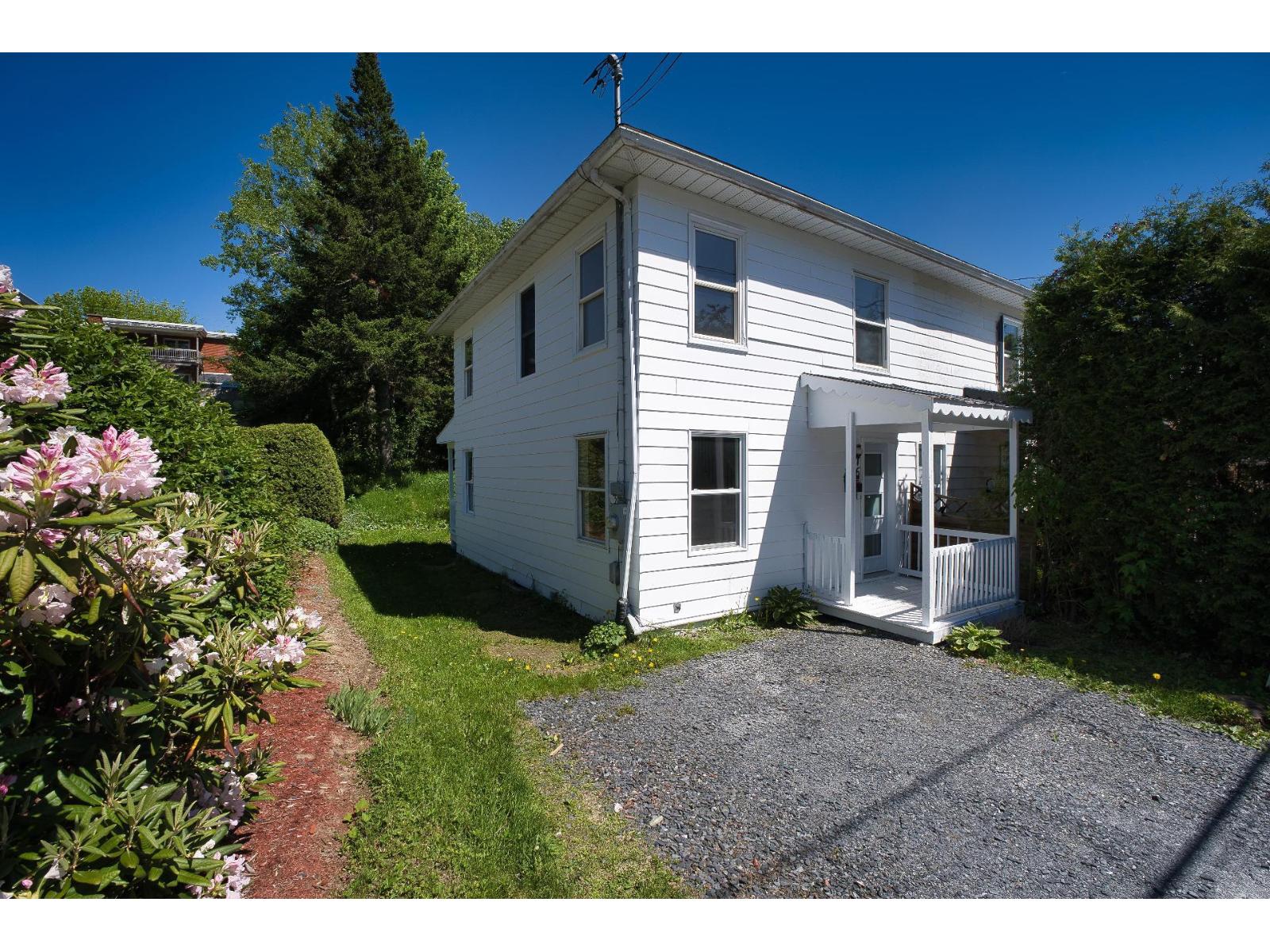 126 Rue Rioux, Sherbrooke (Les Nations), Quebec J1J2W7