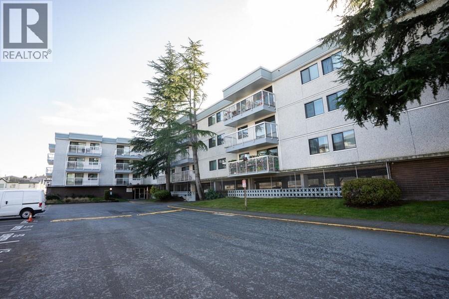 110 6420 BUSWELL STREET, Richmond, British Columbia V6Y2G3