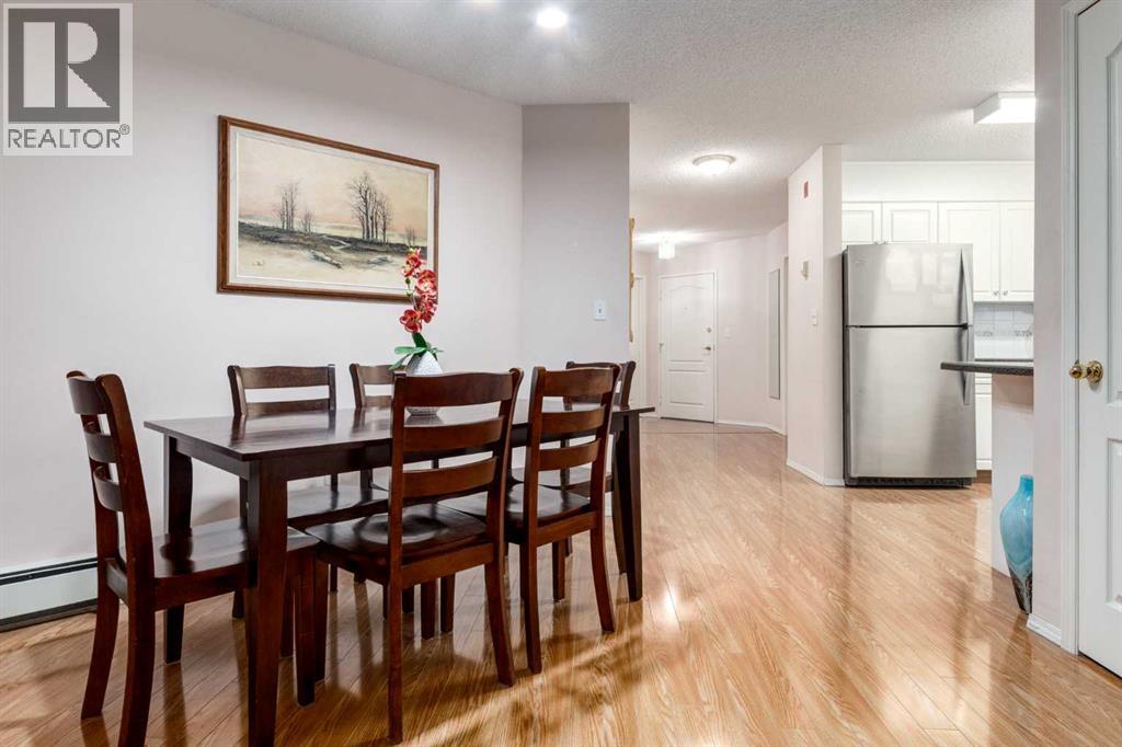 Apartment for Sale in 118, 20 SIERRA MORENA Mews SW|Calgary, Alberta T3H3K6 4