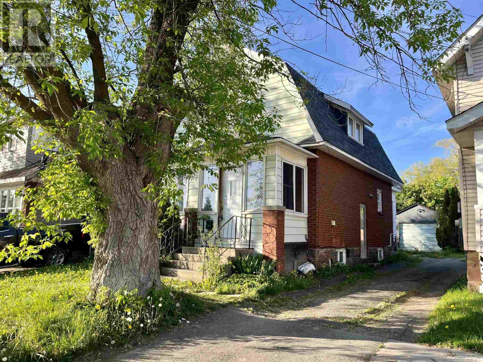 property-image