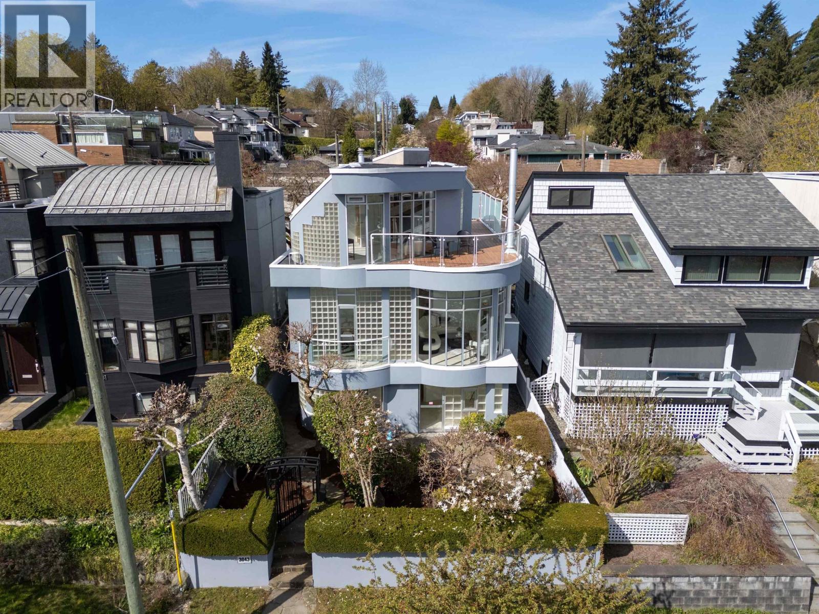3043 ALMA STREET|Vancouver, British Columbia V6R2H8
