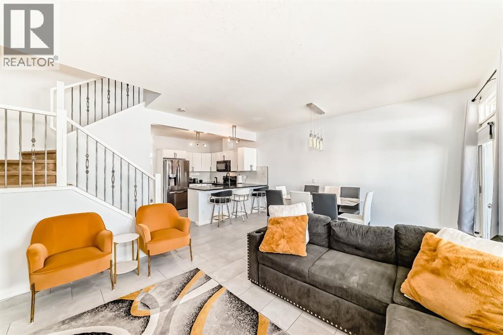 Row / Townhouse for Sale in 124 Royal Manor NW|Calgary, Alberta T3G5T6