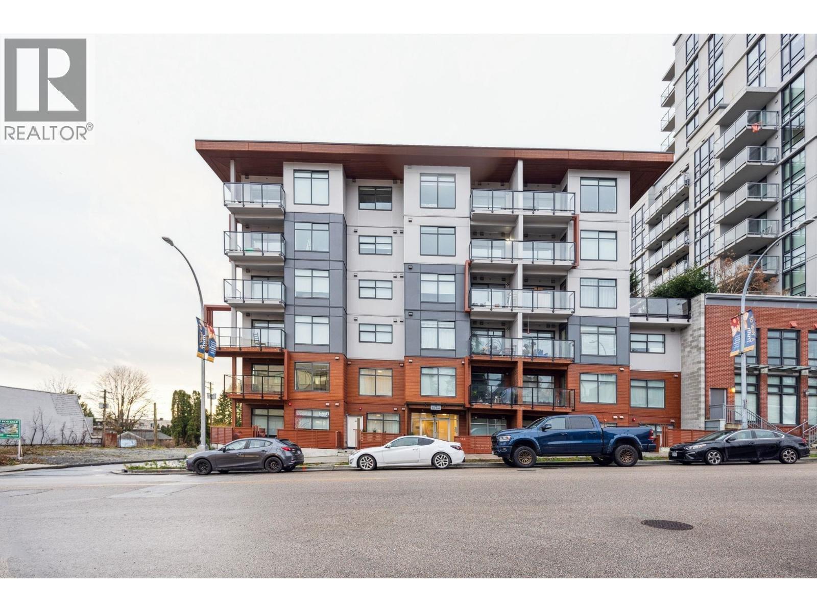 207 232 SIXTH STREET|New Westminster, British Columbia V3L3A4