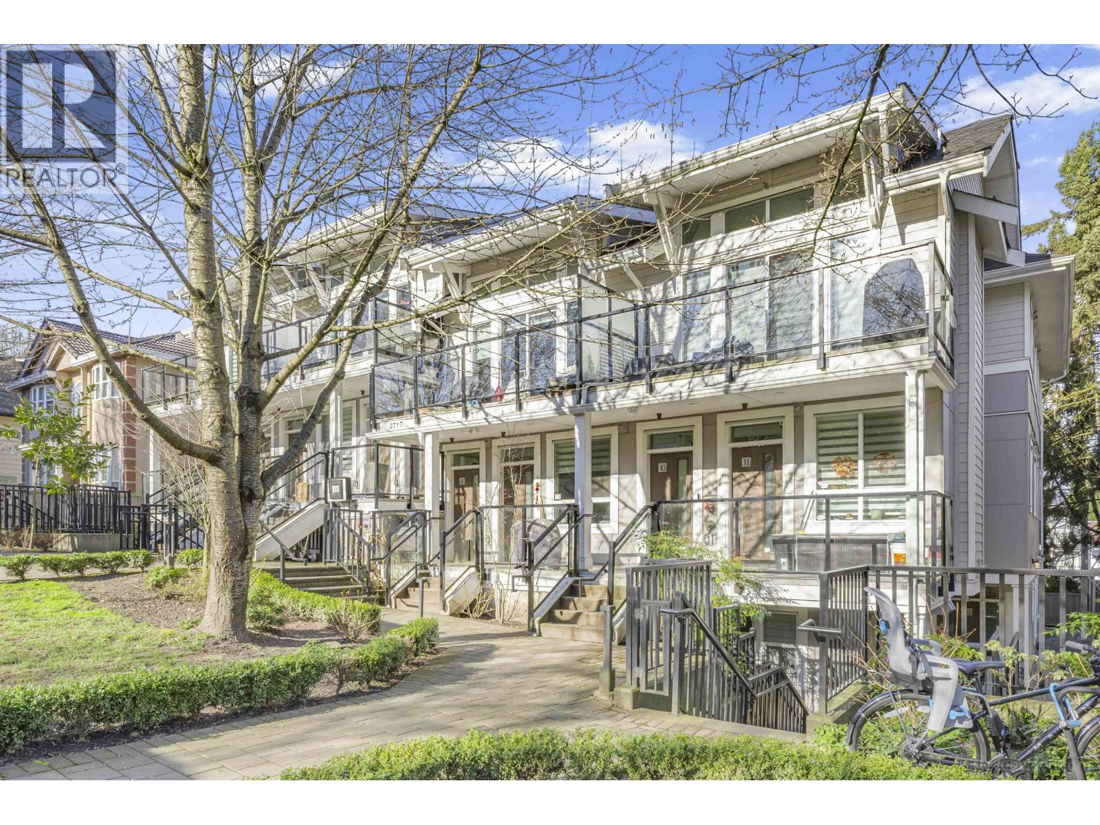 13 2717 HORLEY STREET|Vancouver, British Columbia V5R4R7