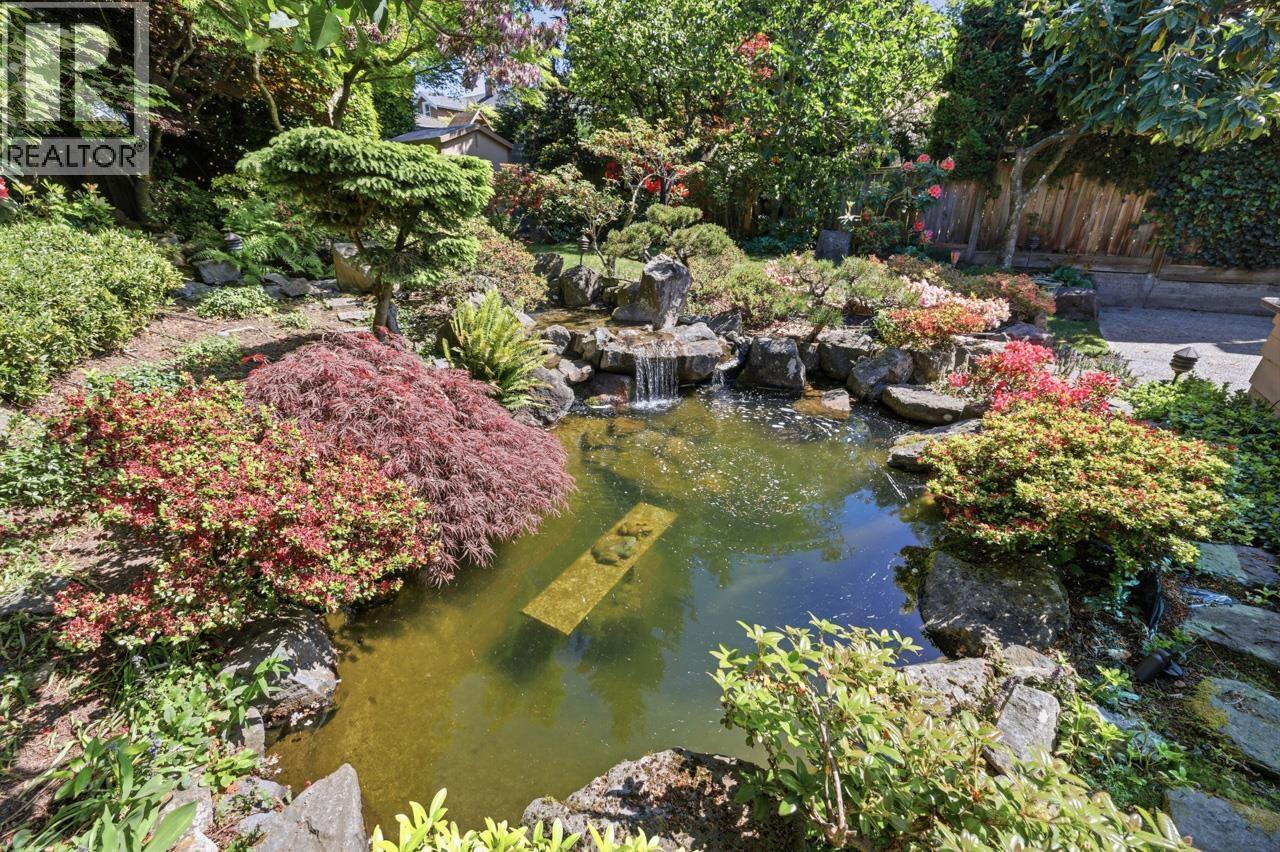 2727 W 36TH AVENUE|Vancouver, British Columbia V6N2P7
