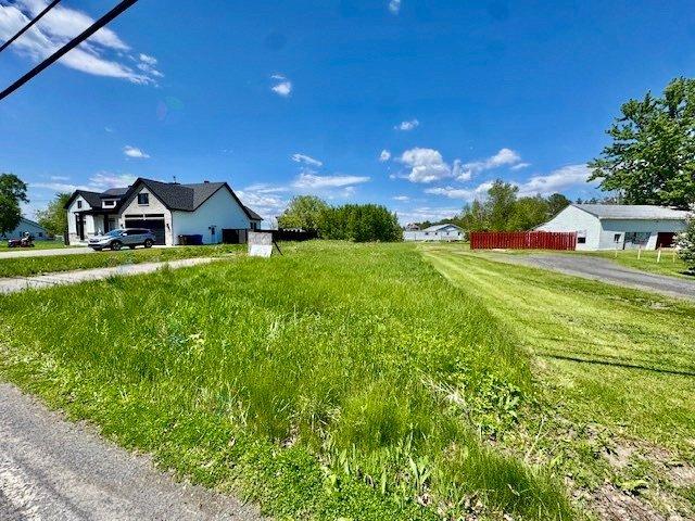 2509Z Boul. Perrot, Notre-Dame-de-l'Île-Perrot, Quebec J7W2K9