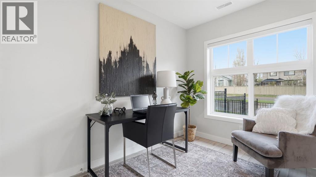 Row / Townhouse for Sale in 99 Les Jardins Park SE|Calgary, Alberta T2C5V3 3