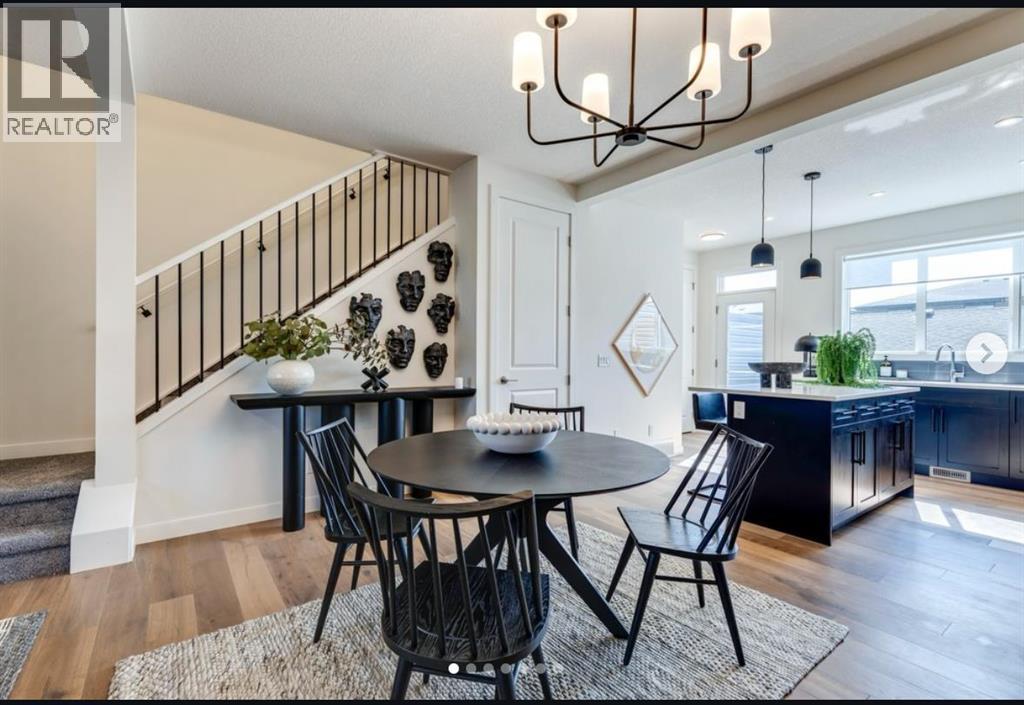 Row / Townhouse for Sale in 81 Sora Gate SE|Calgary, Alberta T3S0M6 5