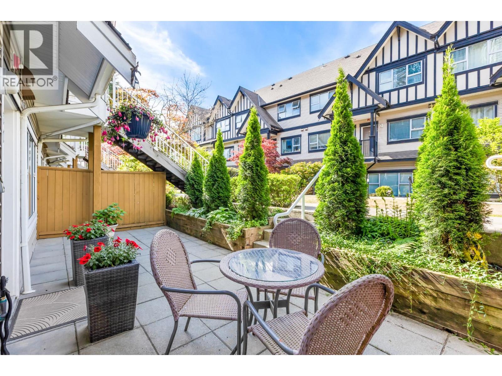 17 730 FARROW STREET|Coquitlam, British Columbia V3J7Y7