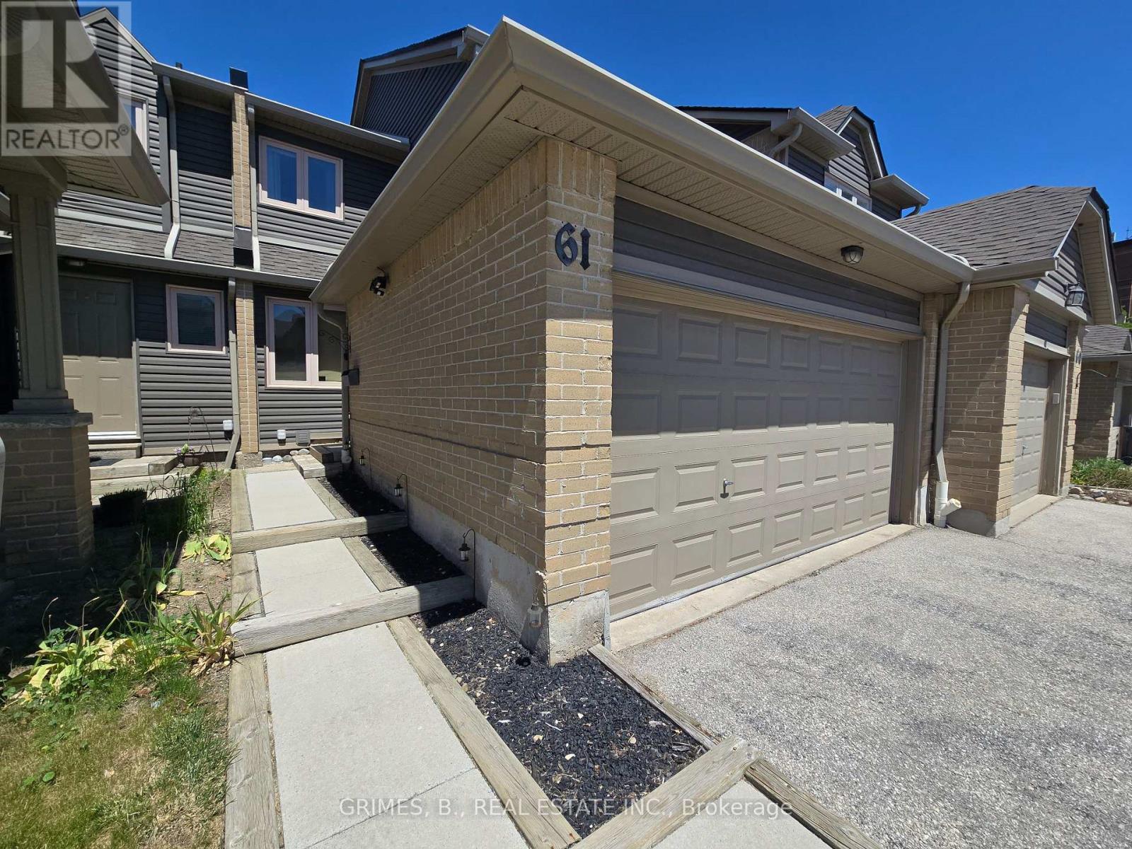 Row / Townhouse for Sale in 61 - 3600 COLONIAL DRIVE N|Mississauga (Erin Mills), Ontario L5L5P5 2