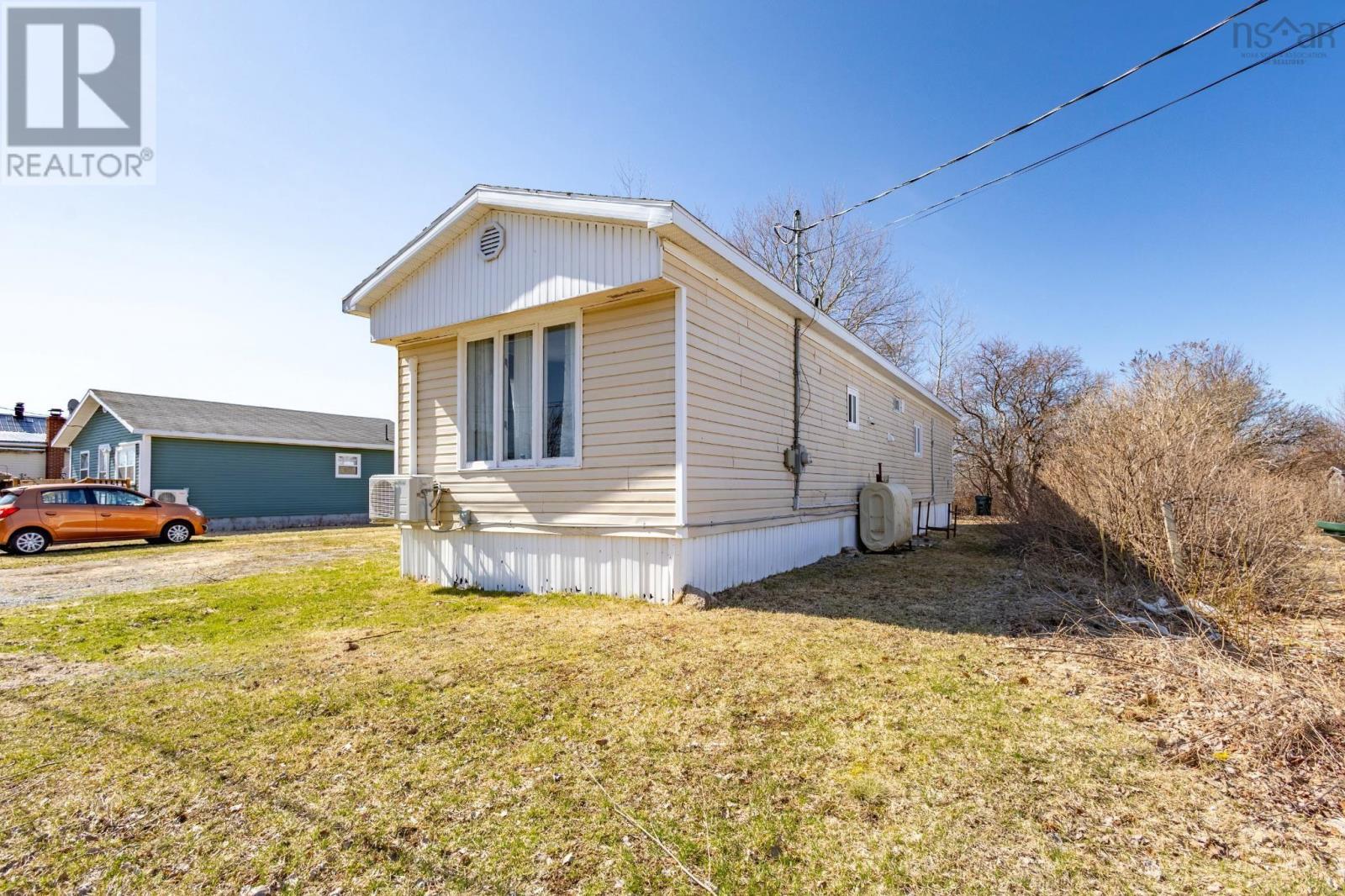 255 Legatto Street, Sydney Mines, Nova Scotia B1V2Z7