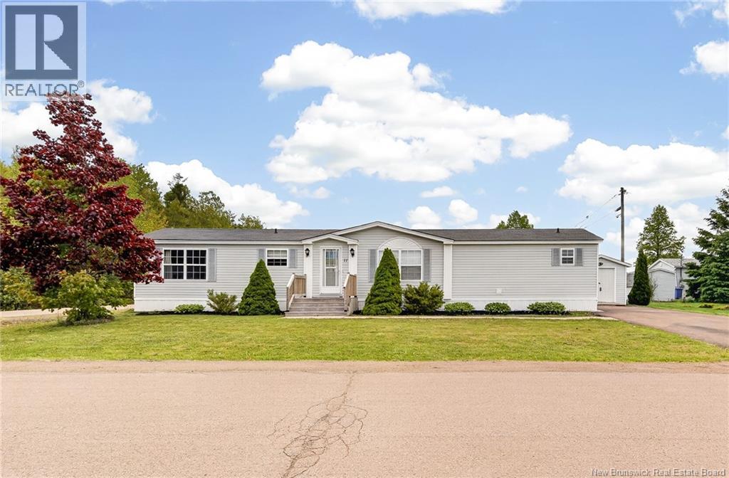 11 Sentier Street, Moncton, New Brunswick E1H3J6