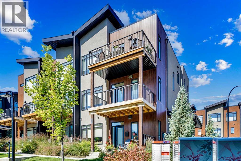 Row / Townhouse for Sale in 19 Royal Elm Green NW|Calgary, Alberta T3G0G8 4