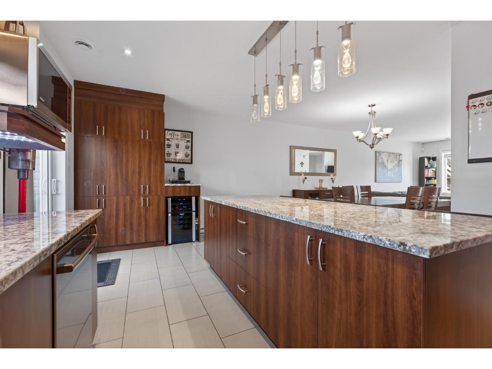 For sale: 1170 Rue de l'Arc-en-Ciel, Laval (Saint-François