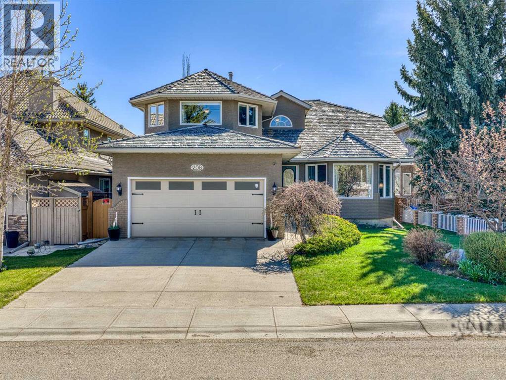 House for Sale in 208 Shawnee Gardens SW|Calgary, Alberta T2Y2V1