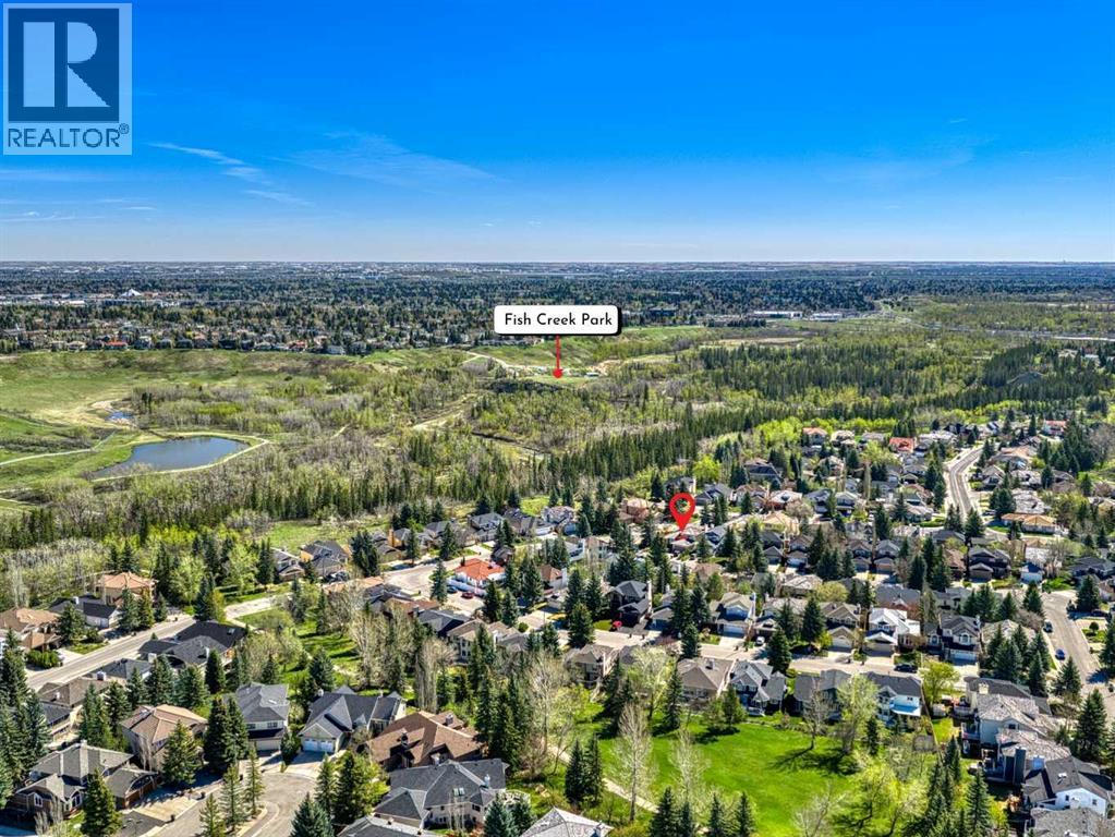 House for Sale in 208 Shawnee Gardens SW|Calgary, Alberta T2Y2V1 3
