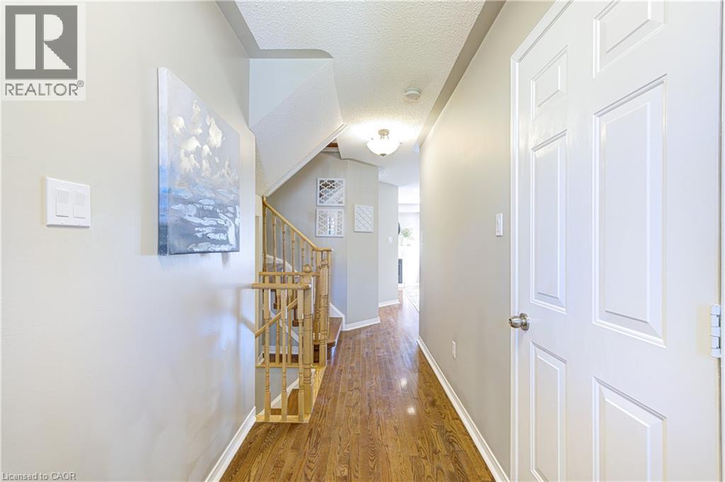 Row / Townhouse for Sale in 5548 LINWELL Place|Mississauga, Ontario L5M6L7 5