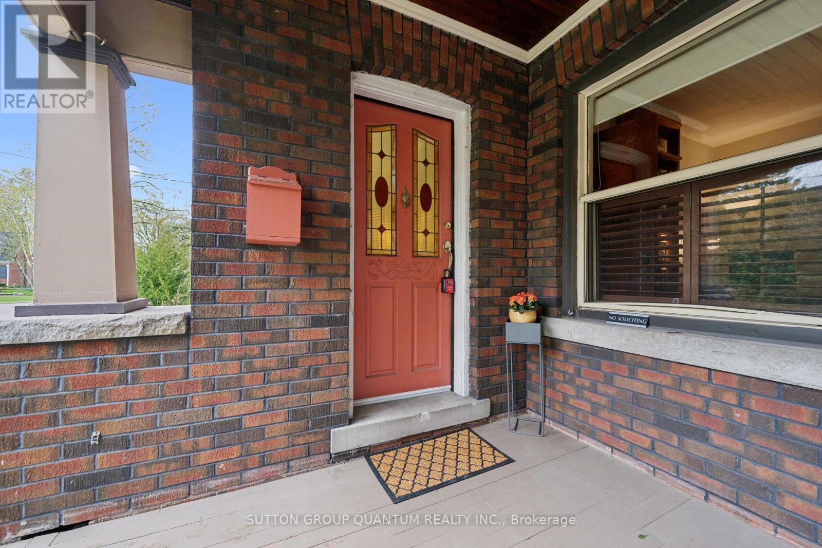 For sale: 2085 EMERALD CRESCENT, Burlington (Brant), Ontario