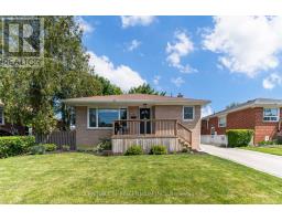 For sale: 9 PRINCE CHARLES DRIVE, Halton Hills (Georgetown
