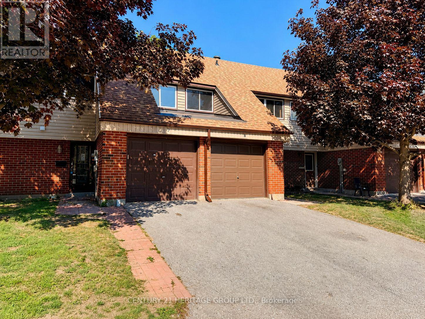 7 - 441 BARRIE ROAD