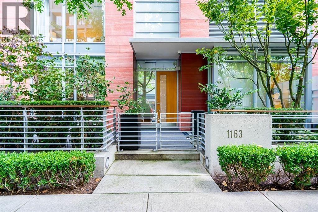 1163 W CORDOVA STREET|Vancouver, British Columbia V6C0A1