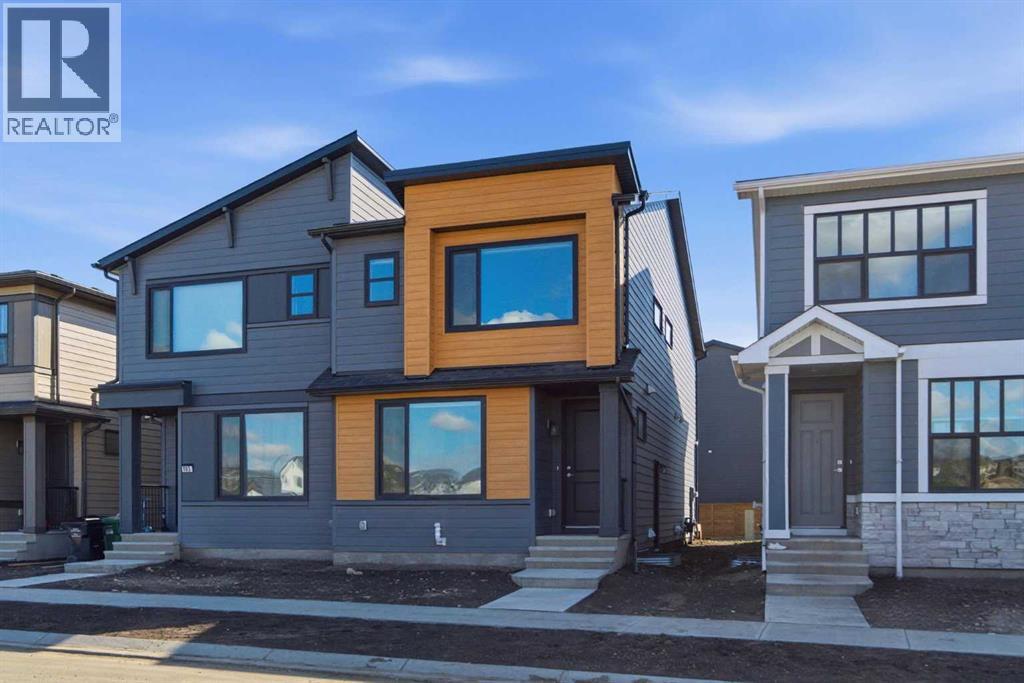 Duplex for Sale in 107 Royston Way NW|Calgary, Alberta T3L0M4