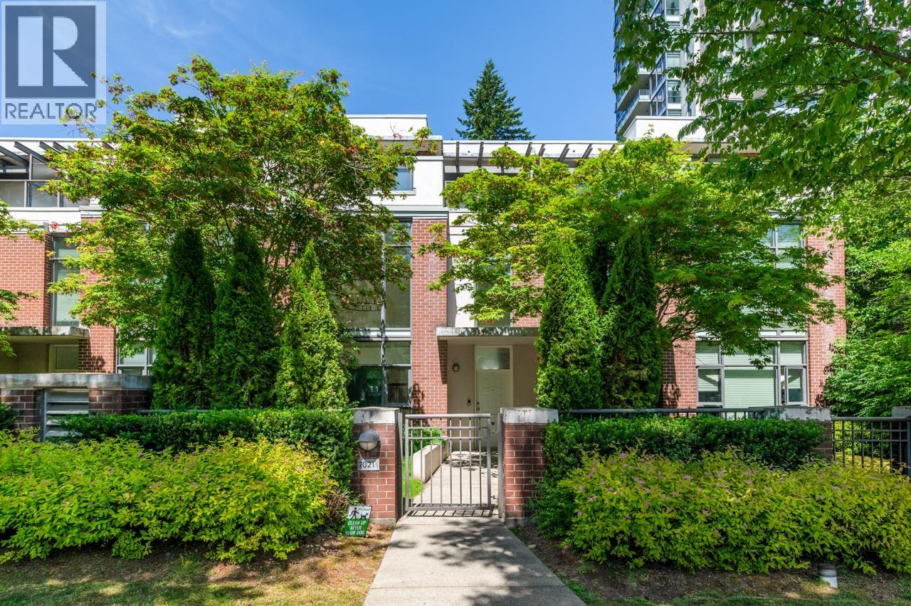 7021 17TH AVENUE|Burnaby, British Columbia V3N1K6