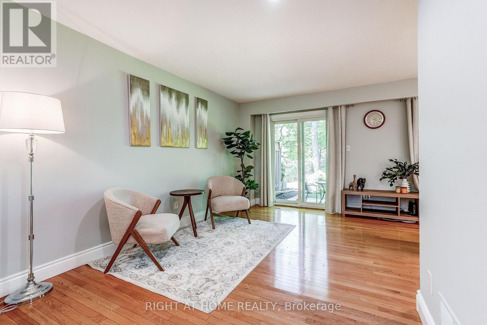 Row / Townhouse for Sale in 55 - 2120 RATHBURN ROAD E|Mississauga (Rathwood), Ontario L4W2S8 4