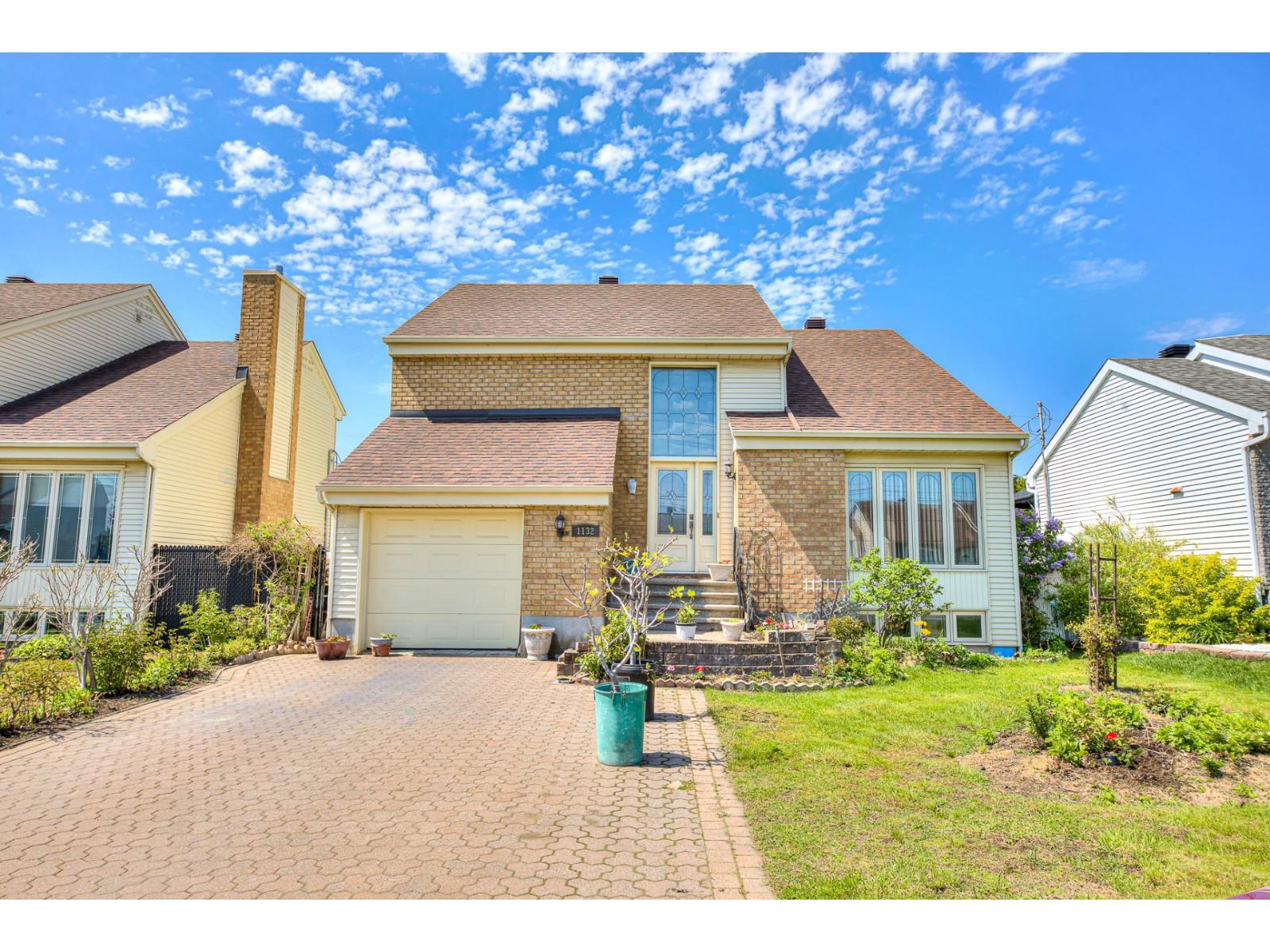 1132 Rue Tourigny, Laval (Chomedey), Quebec H7W5H5