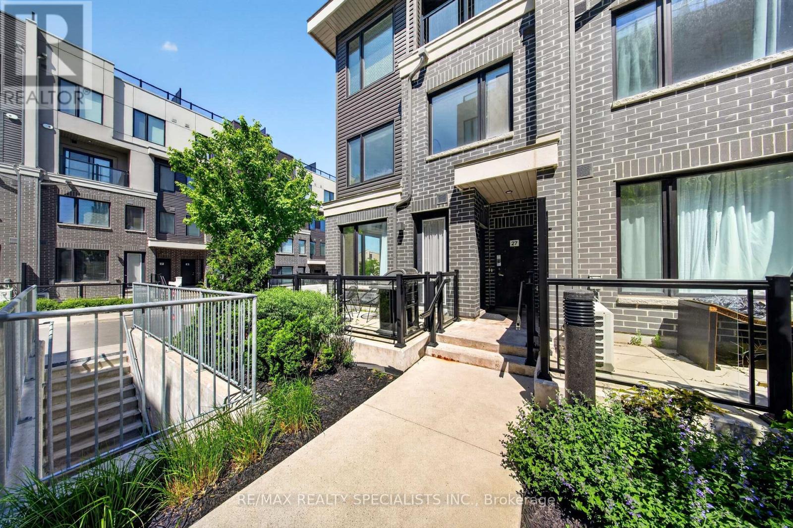 Row / Townhouse for Sale in 28 - 3472 WIDDICOMBE WAY|Mississauga (Erin Mills), Ontario L5L0B8 5