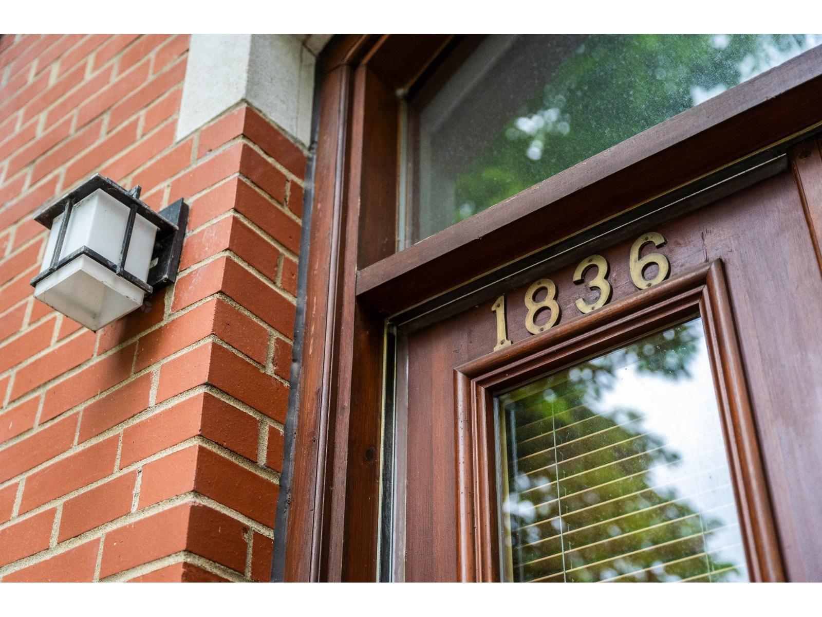 For sale: 1836 Rue Tupper, Montréal (Ville-Marie), Quebec H3H1N4