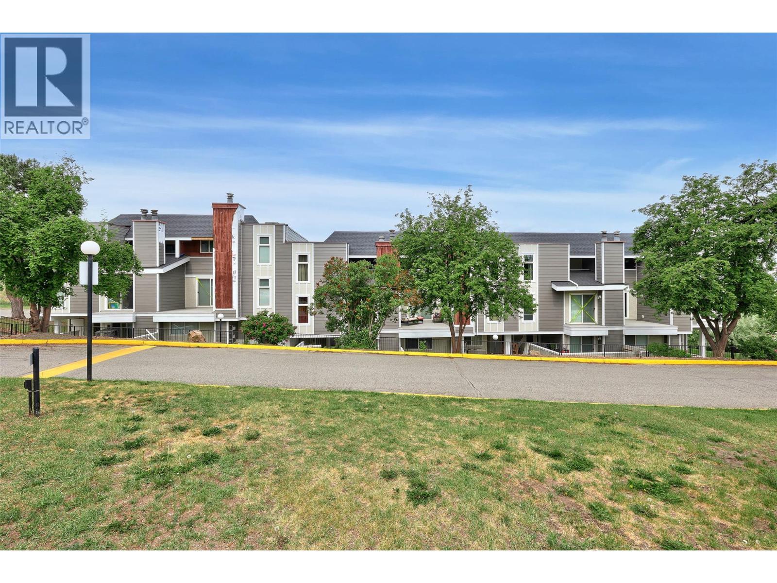For sale: 1435 Summit Drive Unit# 23, Kamloops, British Columbia
