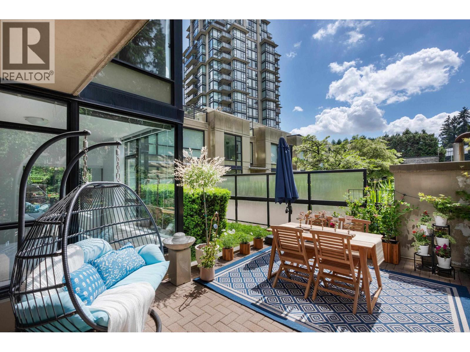 201 15 E ROYAL AVENUE|New Westminster, British Columbia V3L0A9