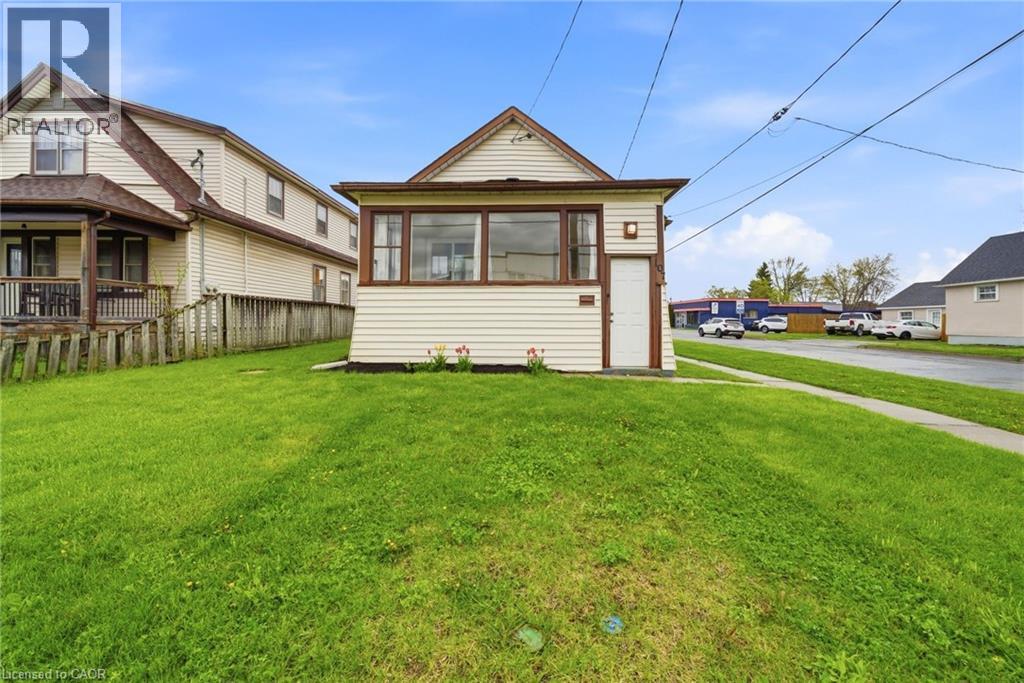property-image