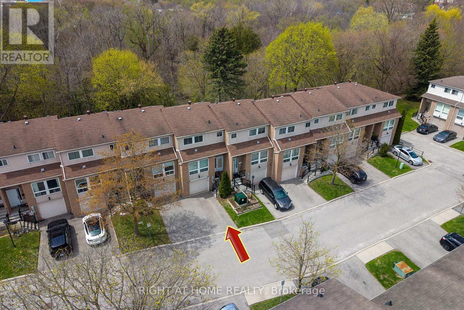 67 WILLOWS LANE, Ajax (Central West), Ontario L1S6E7