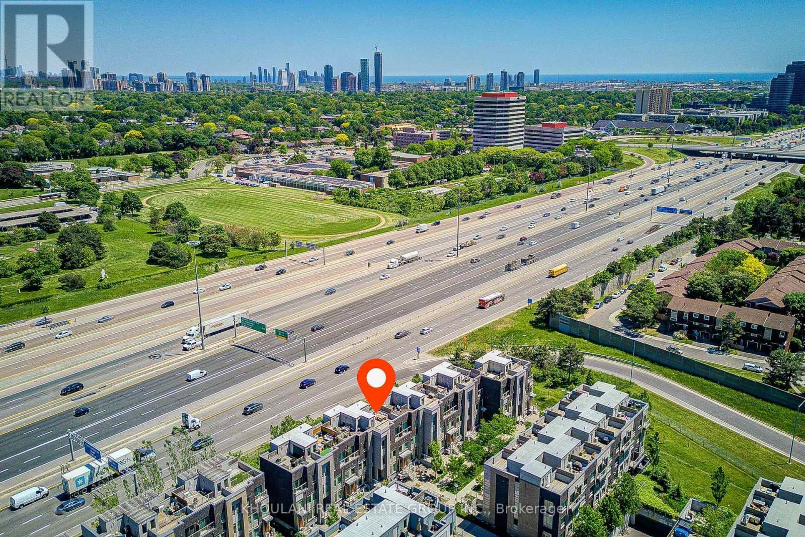 Row / Townhouse for Sale in 240 - 11 APPLEWOOD LANE|Toronto (Etobicoke West Mall), Ontario M9C0C1 2