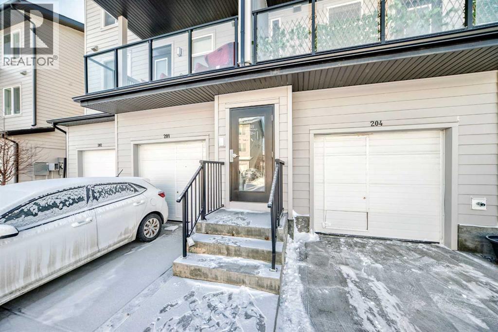Apartment for Sale in 204, 135 Redstone Walk NE|Calgary, Alberta T3N1M6 3